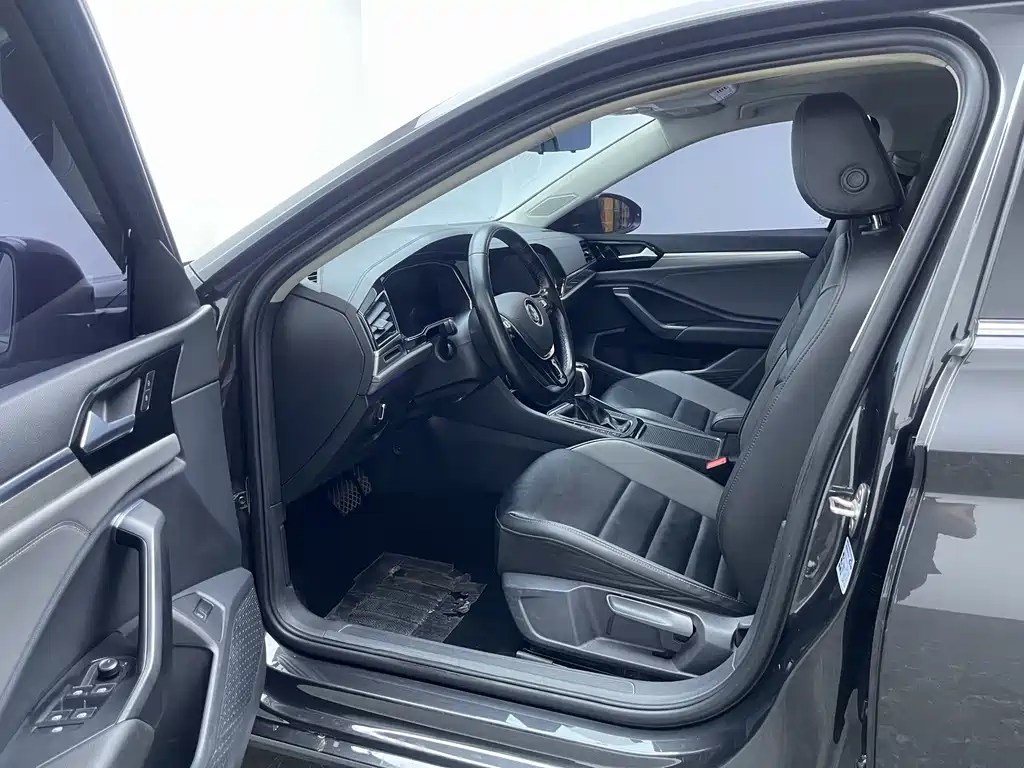 Volkswagen Sagitar — миниатюра 13