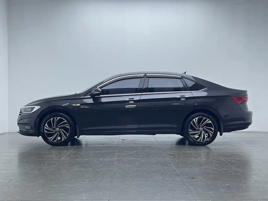 Volkswagen Sagitar — миниатюра 8