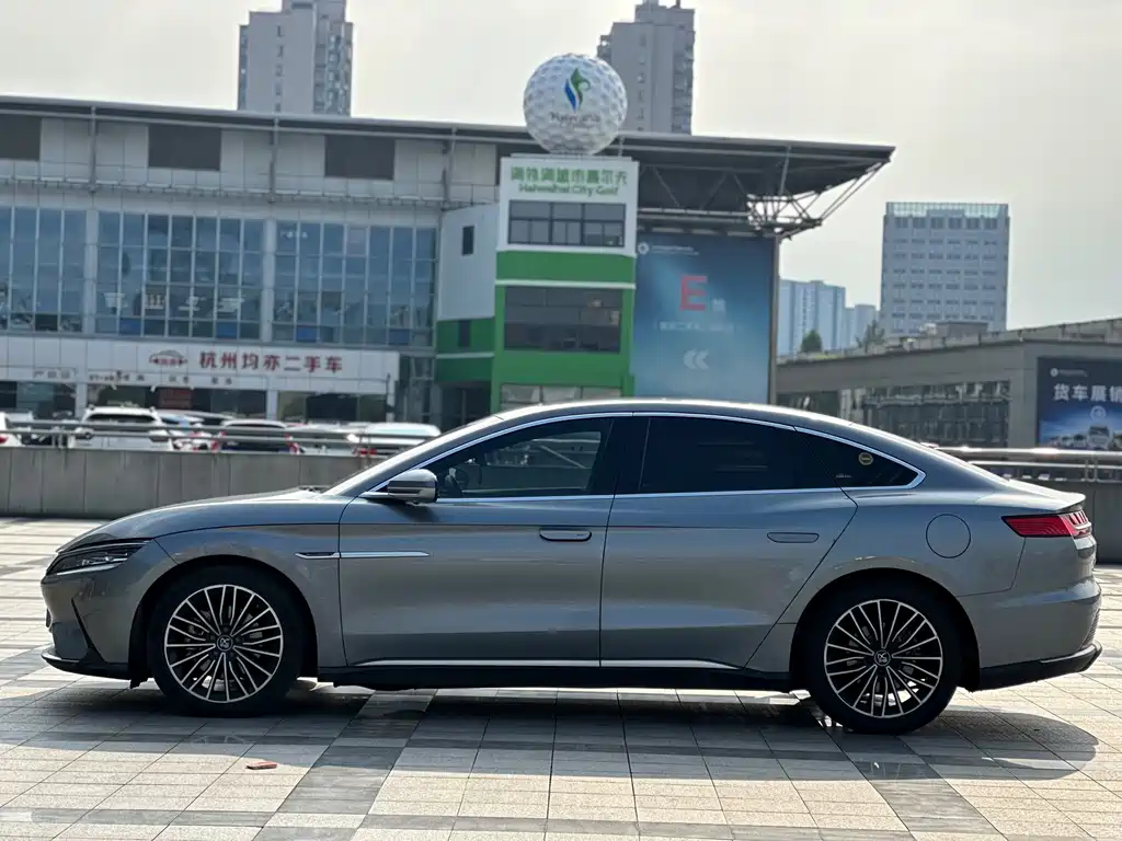 BYD Han — миниатюра 8