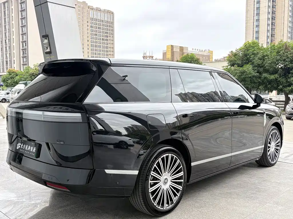 XPeng GX — миниатюра 9