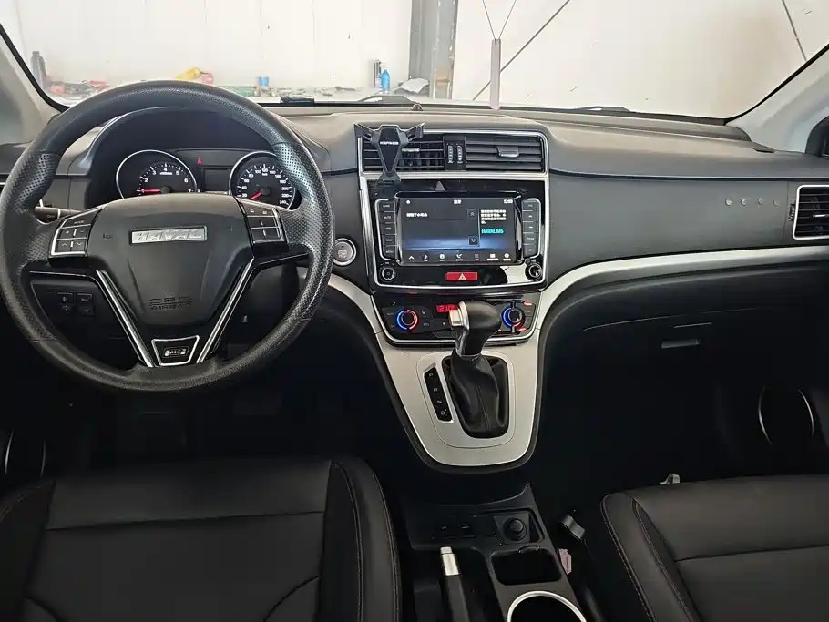 Haval M6 — миниатюра 12
