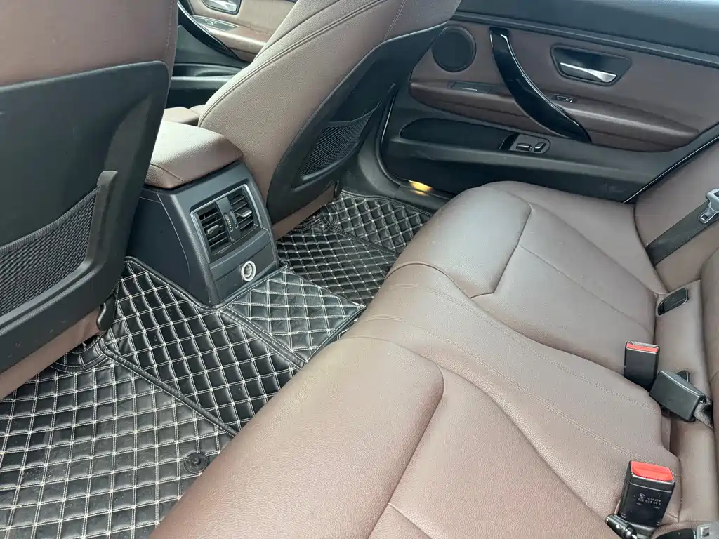 BMW 3 Series — миниатюра 8