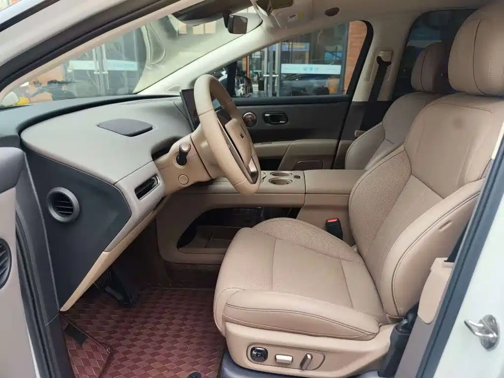Li Auto Li i8 — миниатюра 6