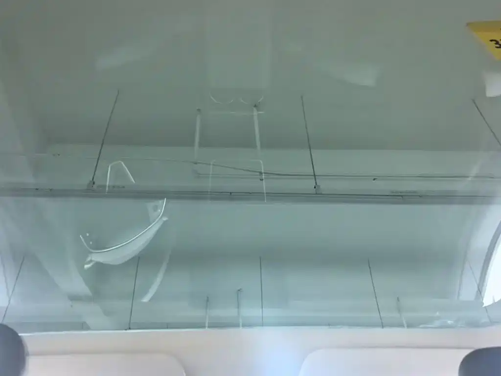 Tesla Model Y — миниатюра 18