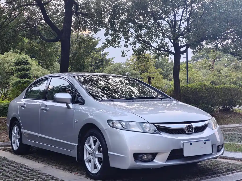 Honda Civic — миниатюра 3
