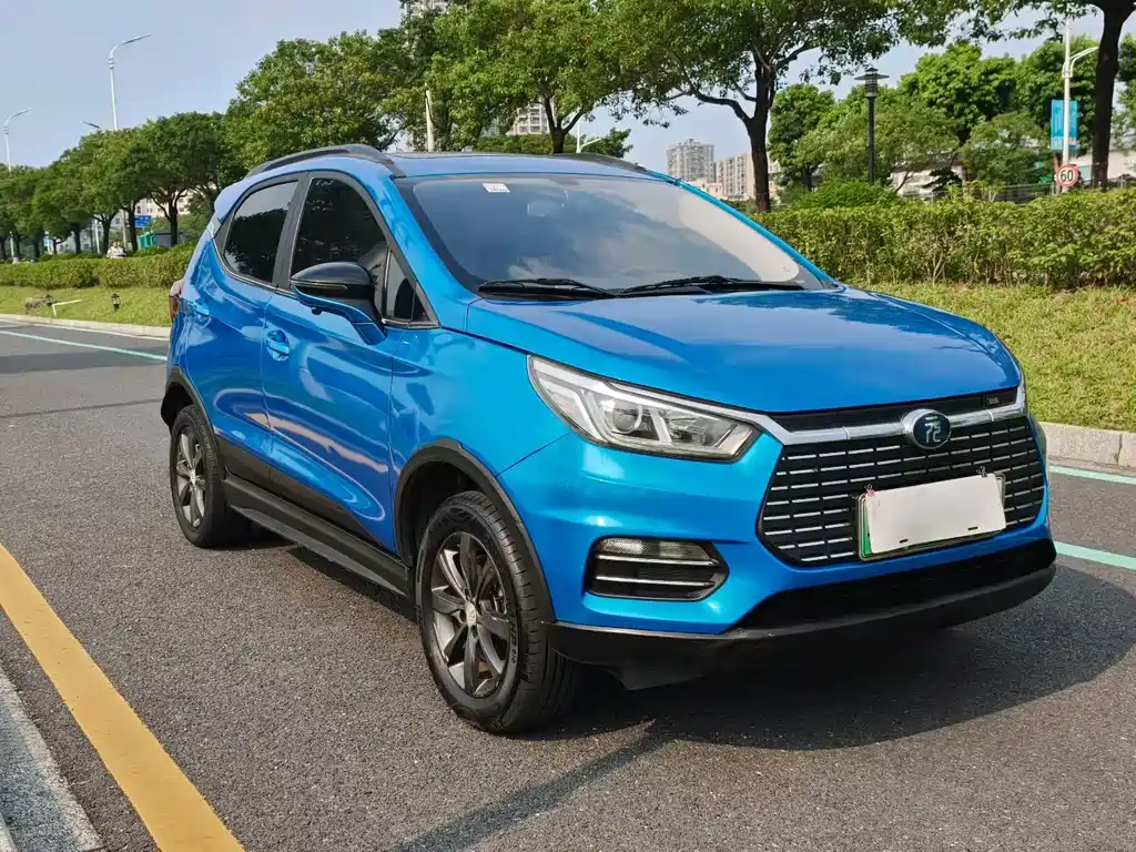 BYD Yuan EV — миниатюра 3