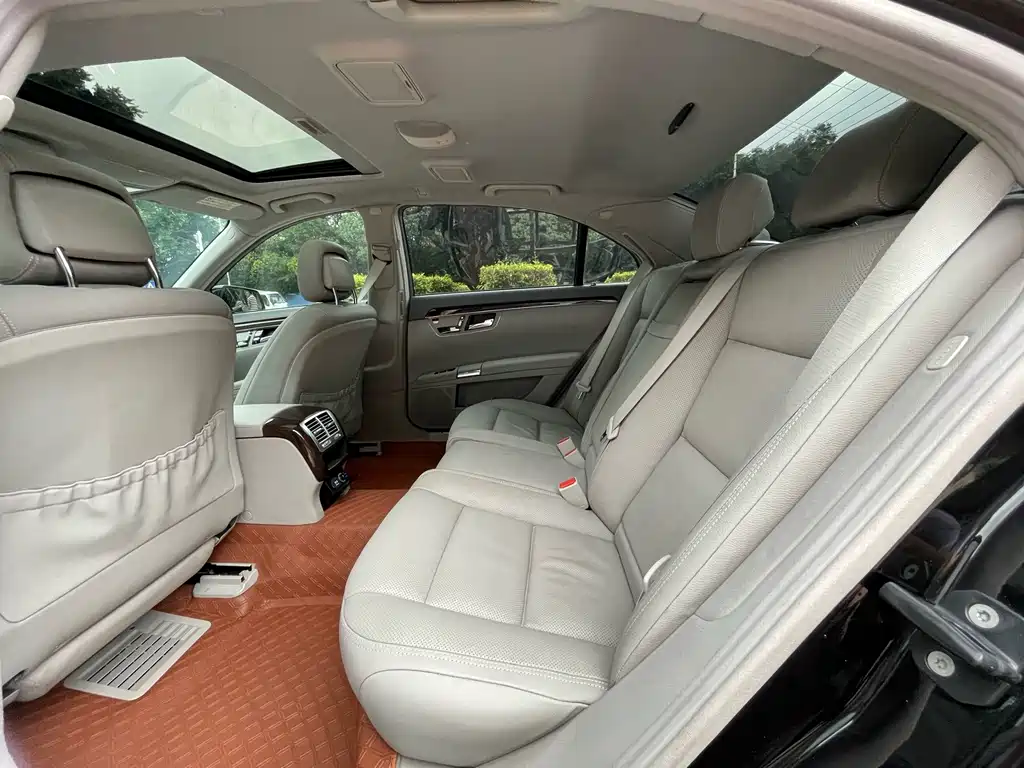 Mercedes-Benz S-Class — миниатюра 34