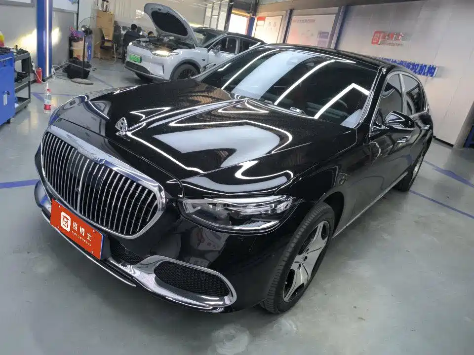 Mercedes-Benz Maybach S-Class