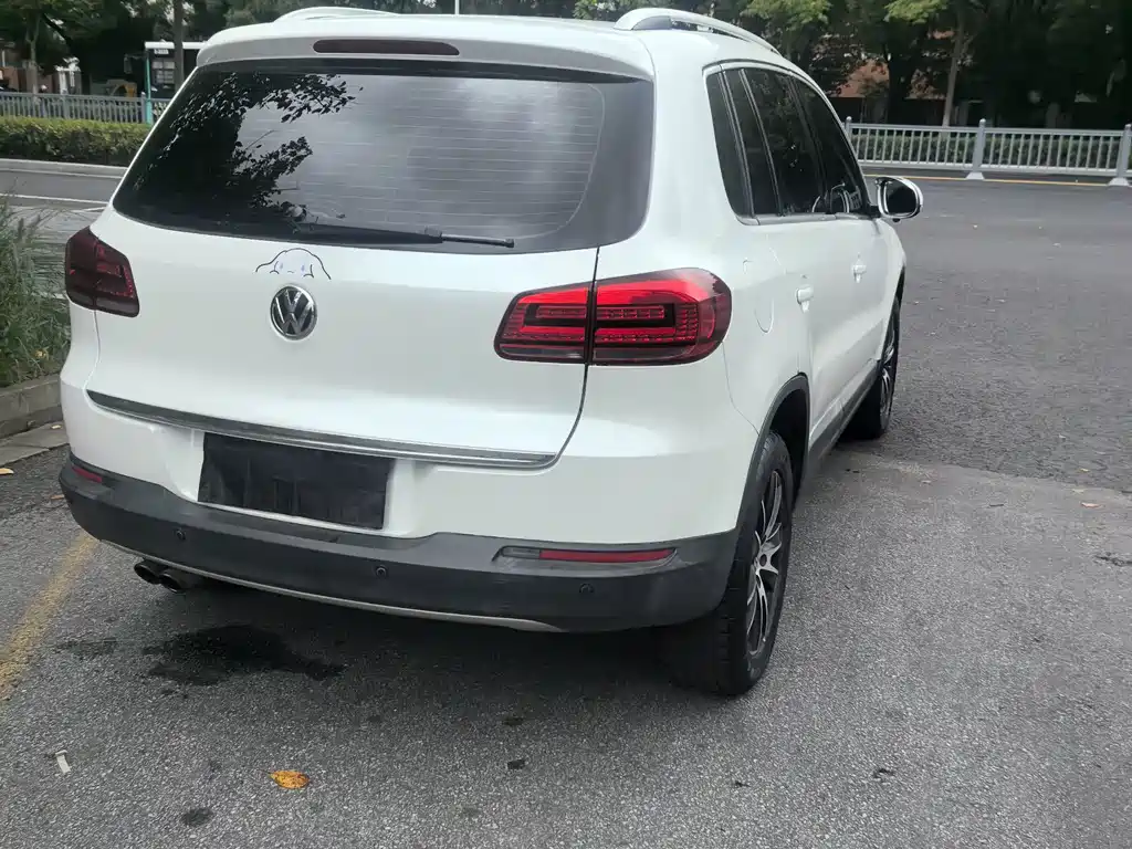 Volkswagen Tiguan — миниатюра 11