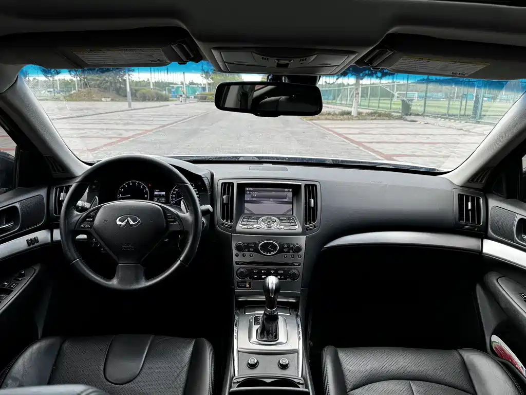 Infiniti G — миниатюра 11