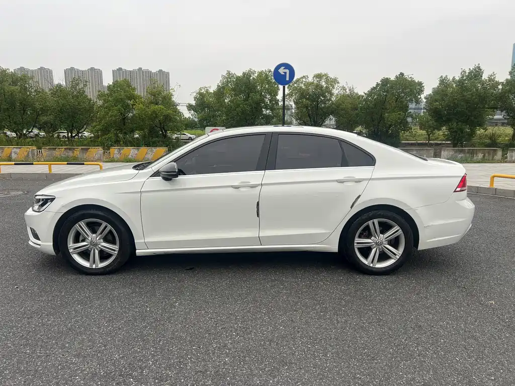 Volkswagen Lamando — миниатюра 4