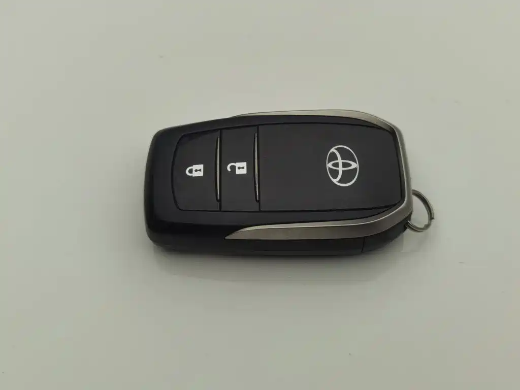 Toyota RAV4 — миниатюра 19