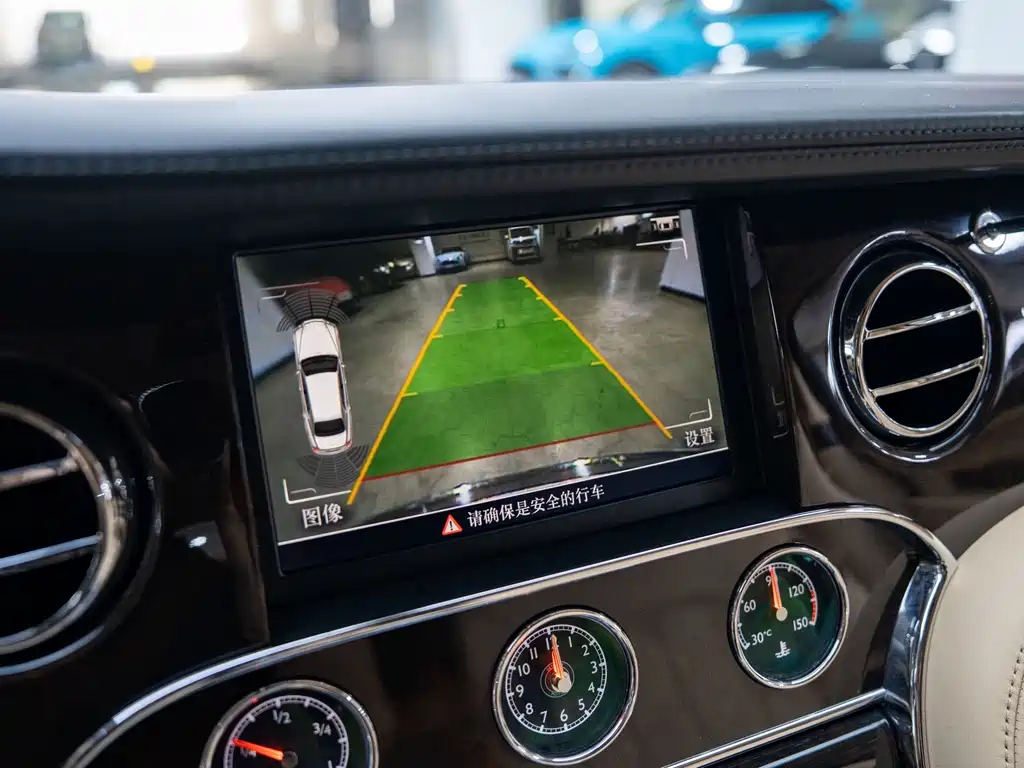 Bentley Mulsanne — миниатюра 13