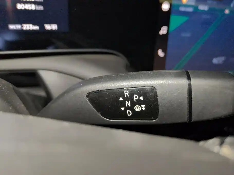 XPeng P7 — миниатюра 16