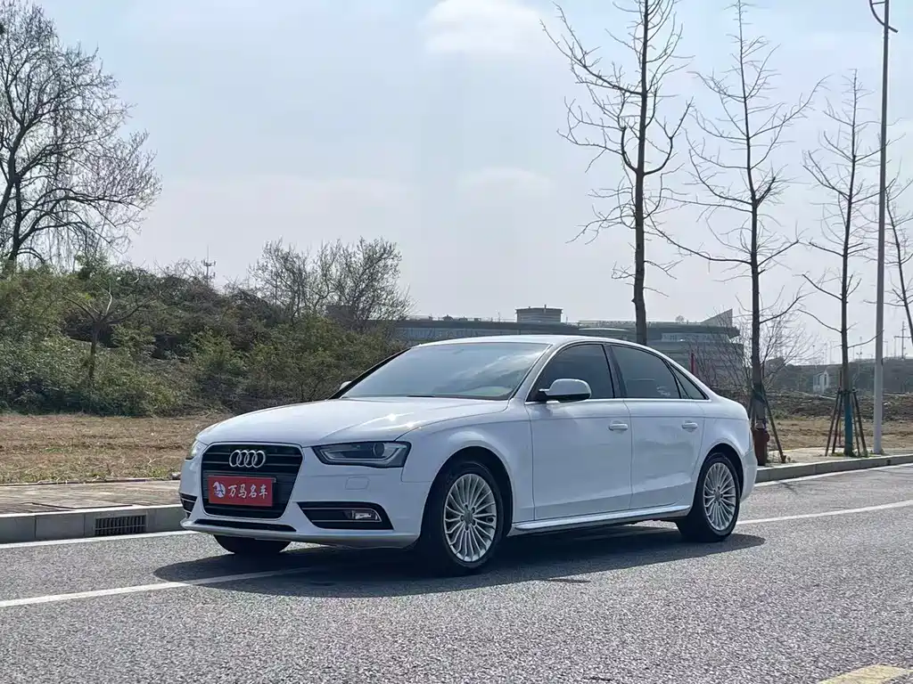 Audi A4L 2015