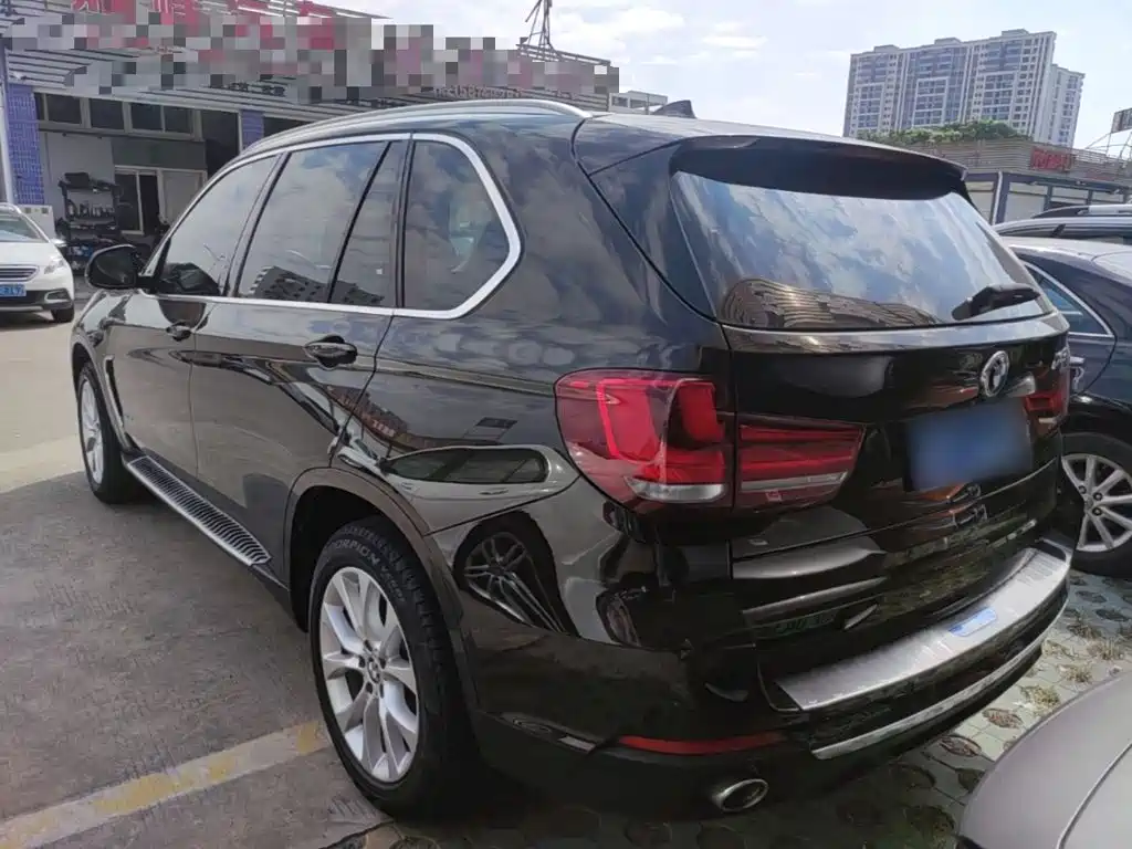 BMW X5 (Import) — миниатюра 5