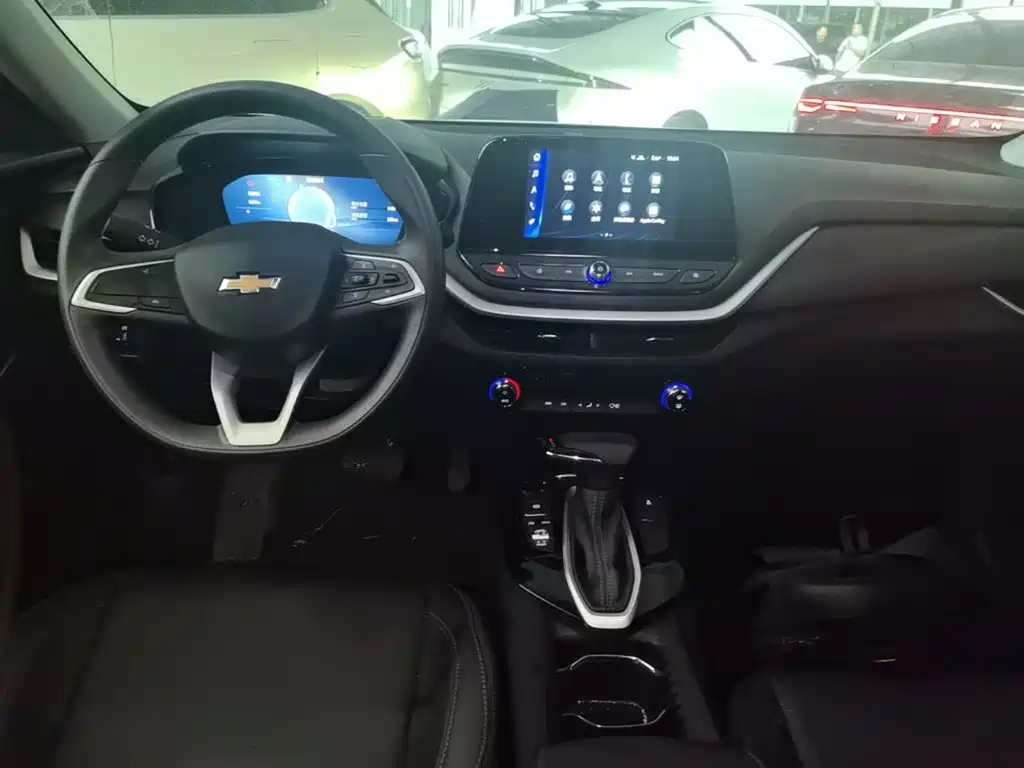 Chevrolet Menlo — миниатюра 10