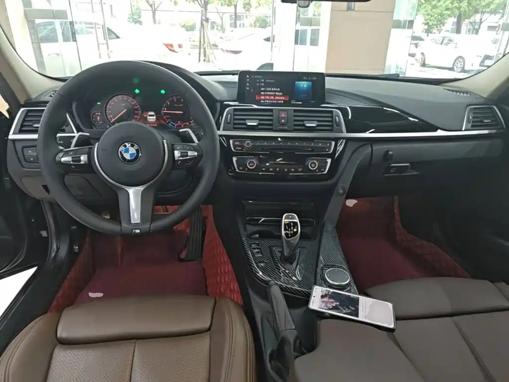 BMW 3 Series — миниатюра 10