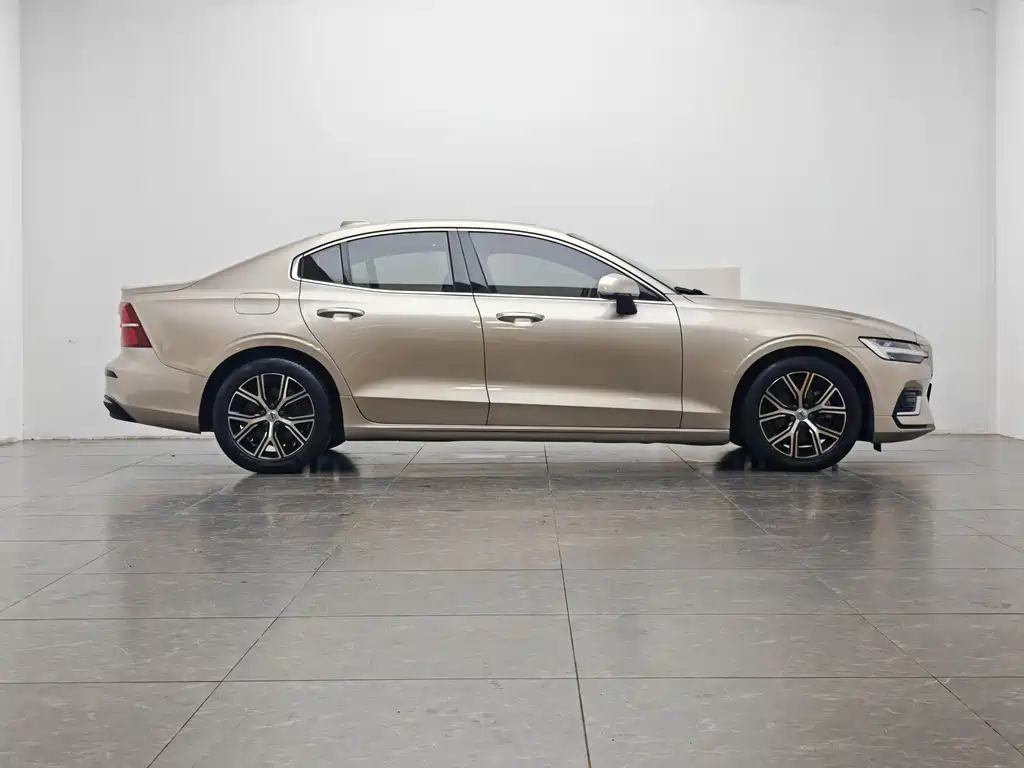 Volvo S60 — миниатюра 11