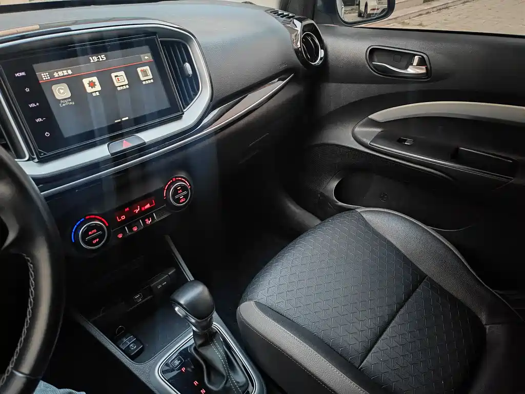 Kia KX1 - фото 12
