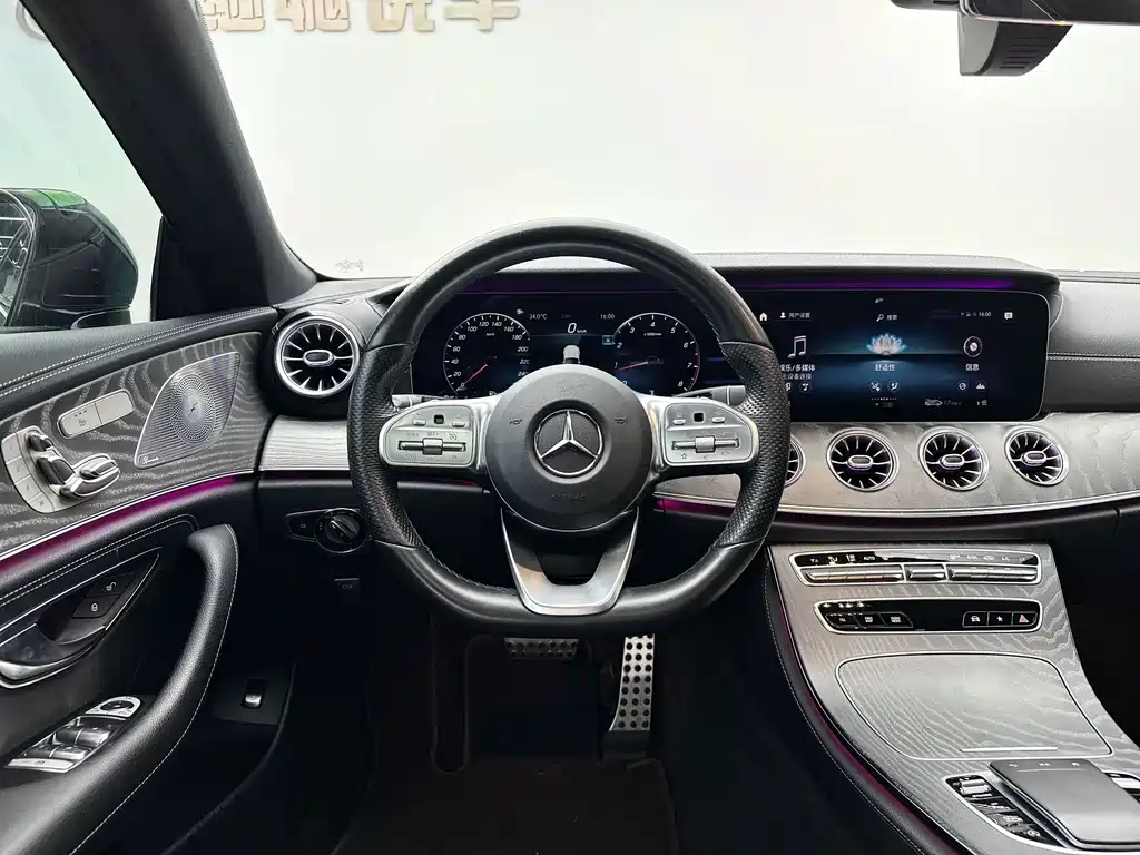 Mercedes-Benz CLS — миниатюра 11