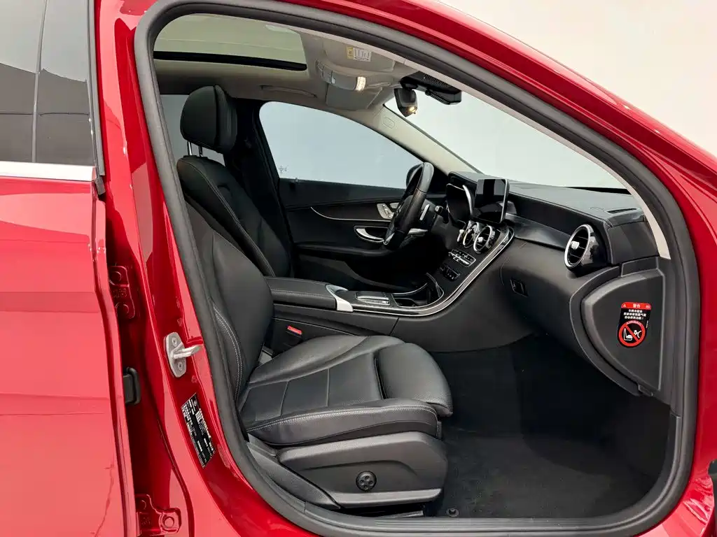 Mercedes-Benz C-Class — миниатюра 18