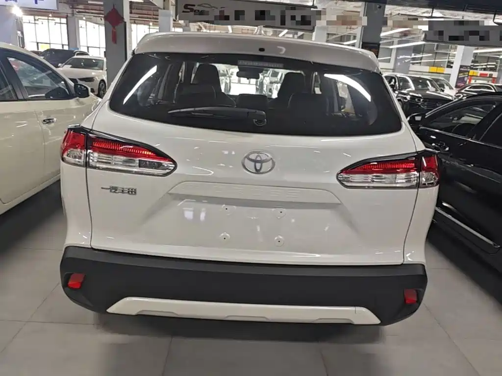 Toyota Corolla Cross — миниатюра 6