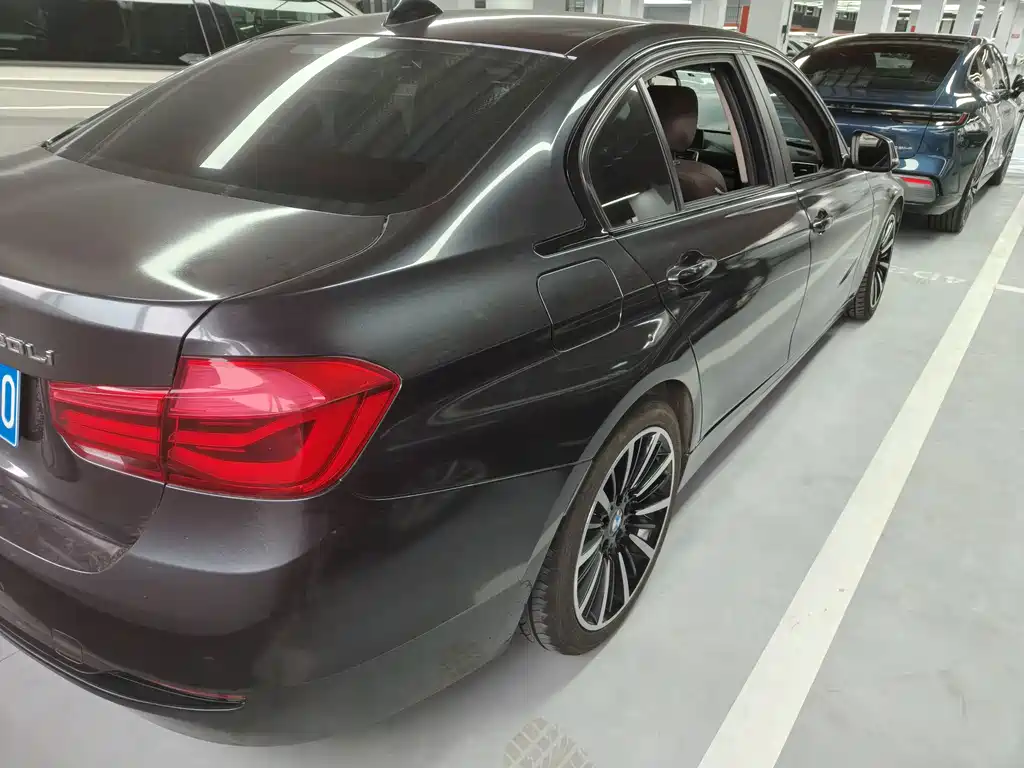 BMW 3 Series — миниатюра 11