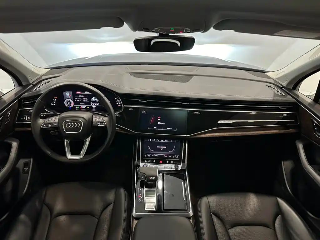 Audi Q7 — миниатюра 7