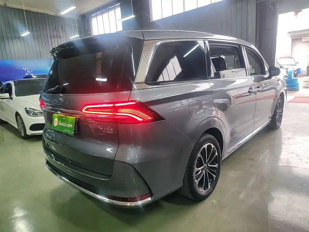 Roewe iMAX8 — миниатюра 7