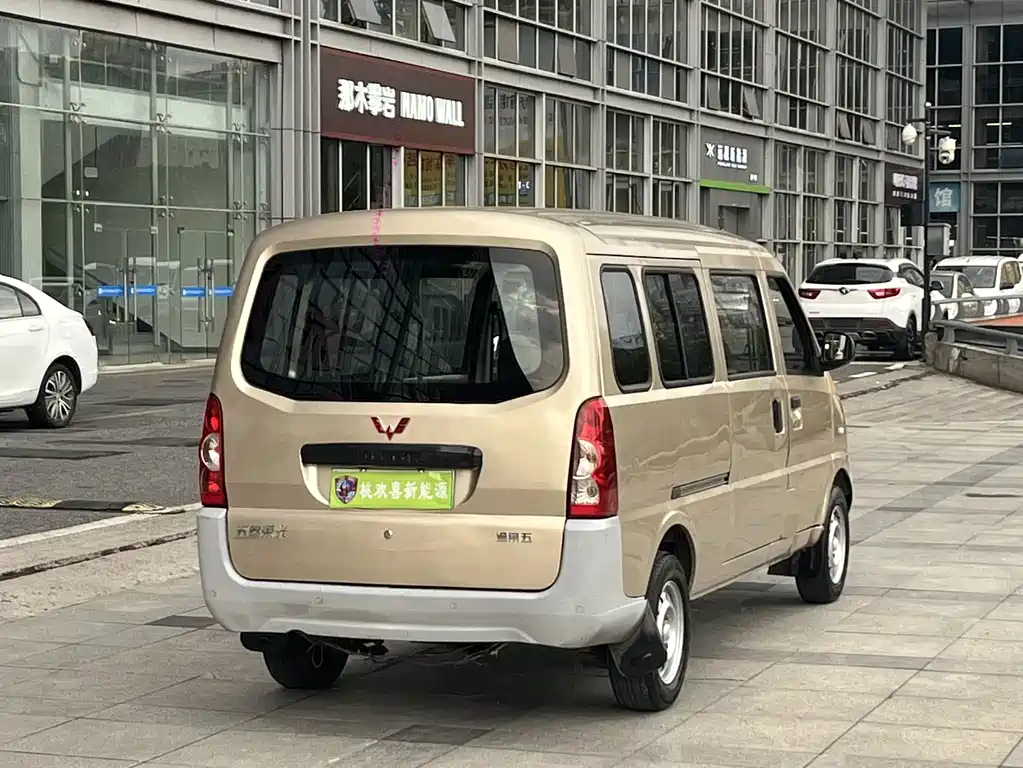 Wuling Rongguang EV — миниатюра 9