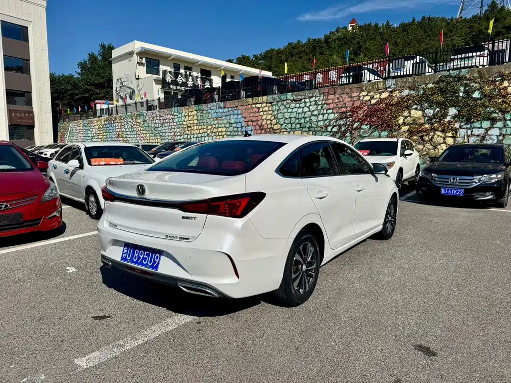 Changan Eado — миниатюра 9