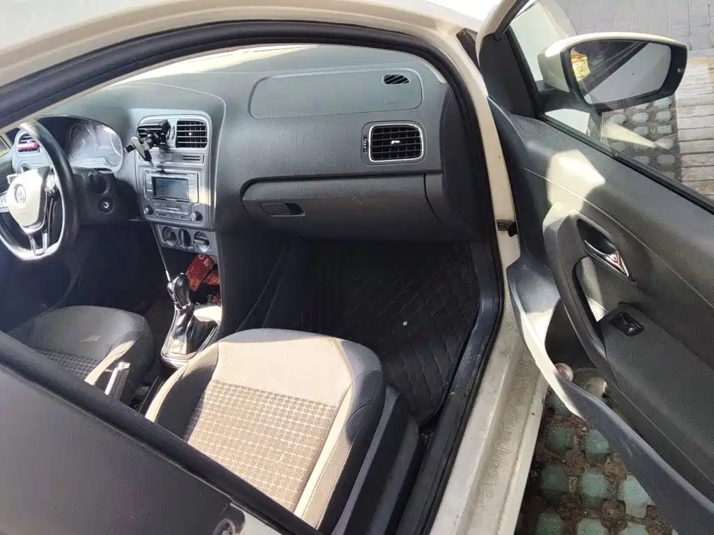 Volkswagen Polo — миниатюра 20