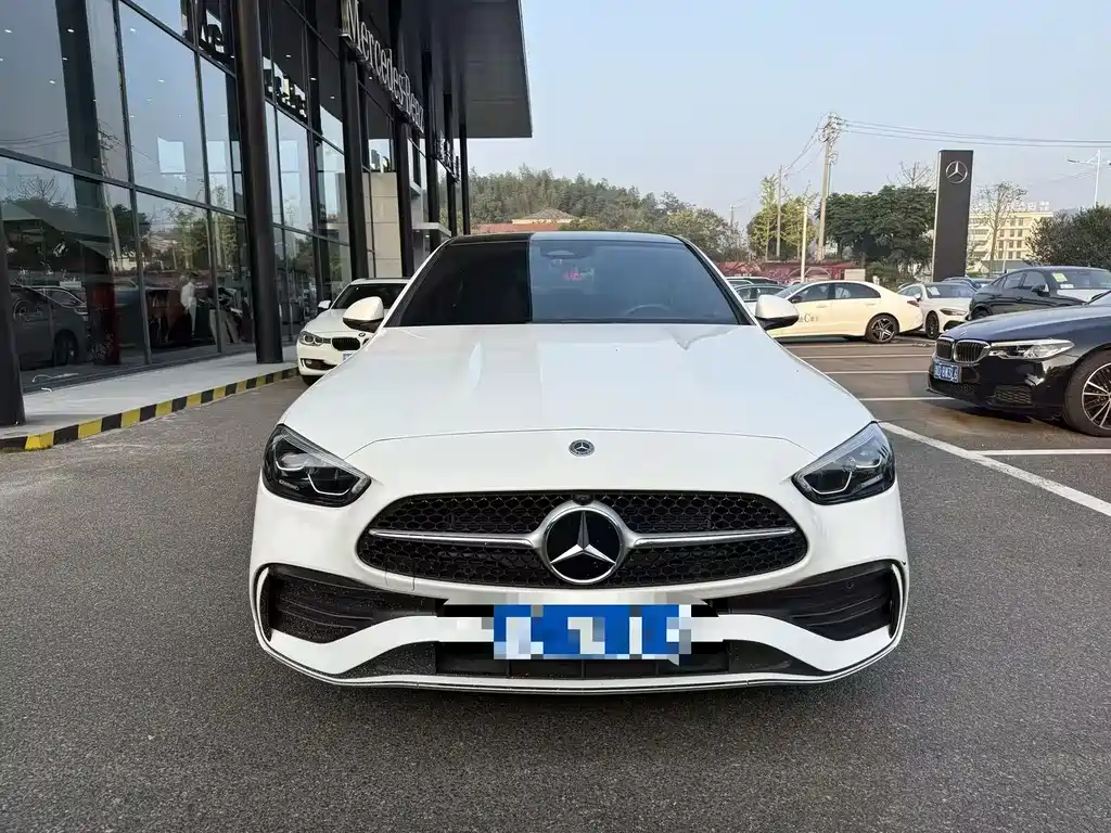 Mercedes-Benz C-Class — миниатюра 2