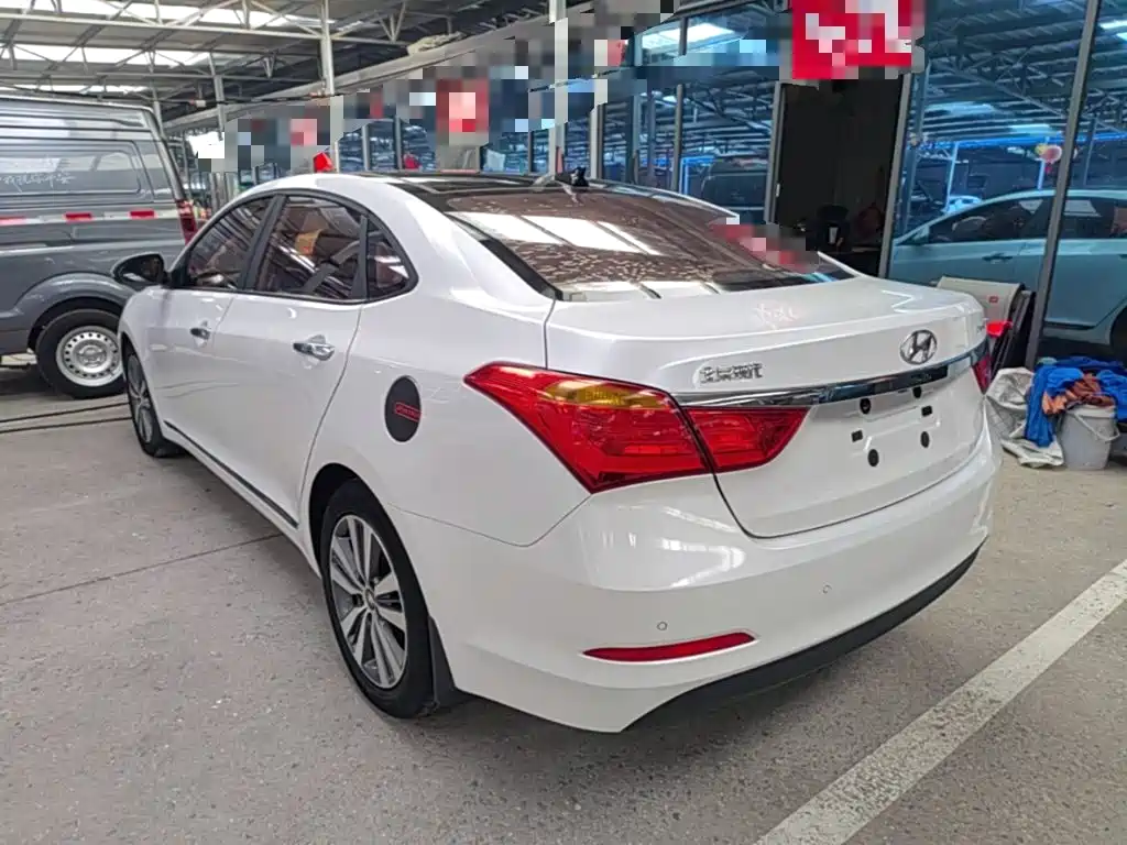 Hyundai Mistra — миниатюра 5