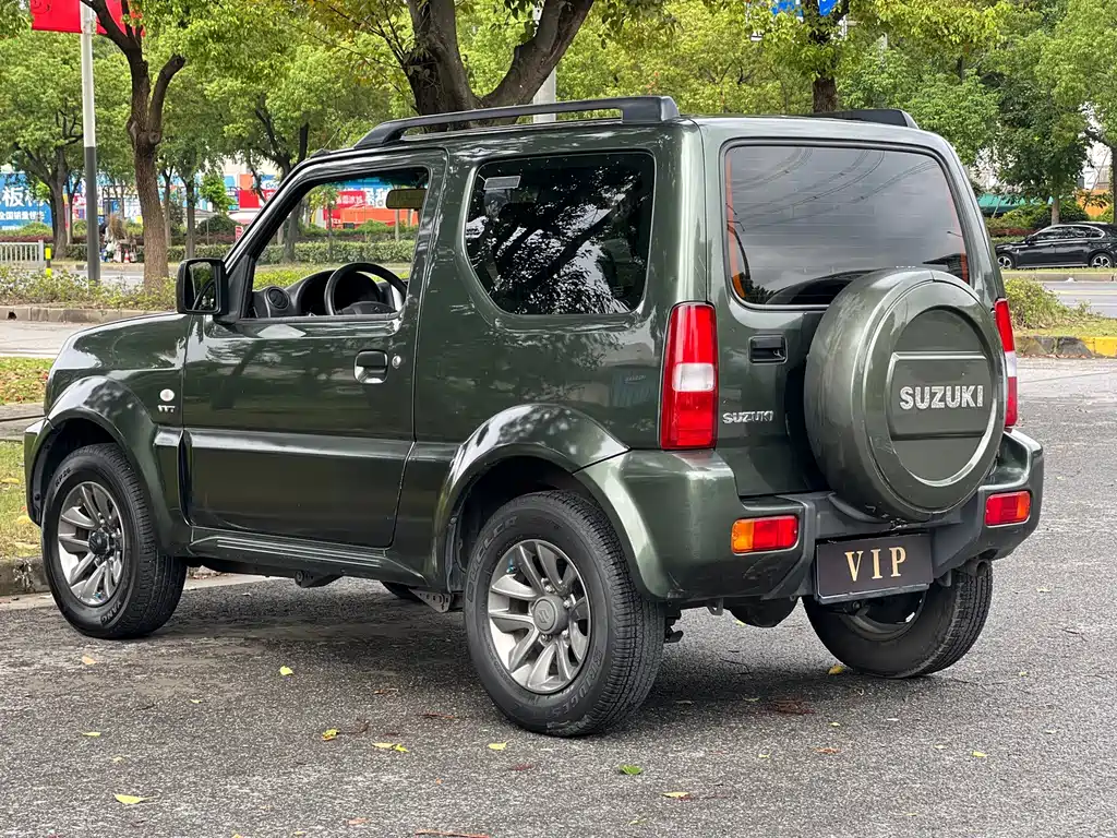 Suzuki Jimny — миниатюра 7