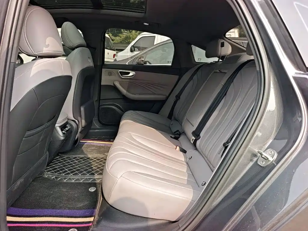 Roewe M7 DMH — миниатюра 17