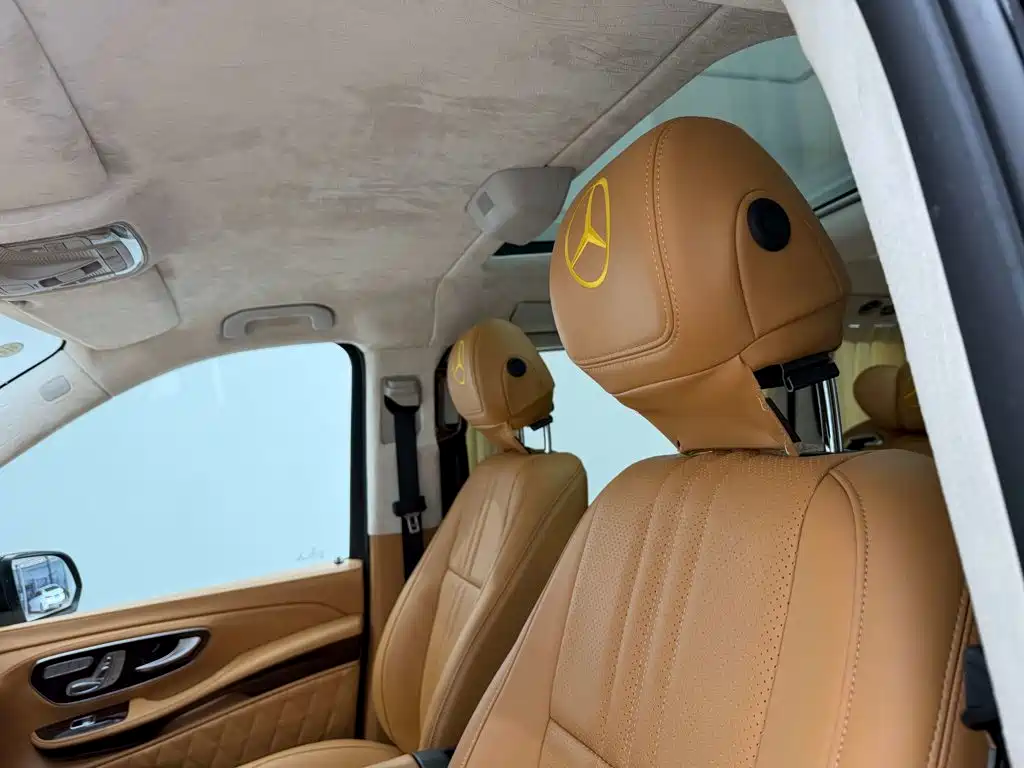 Mercedes-Benz V-Class — миниатюра 19