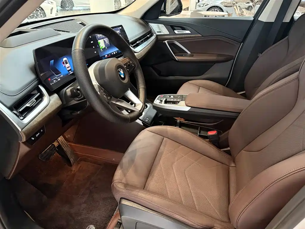 BMW X1 — миниатюра 11