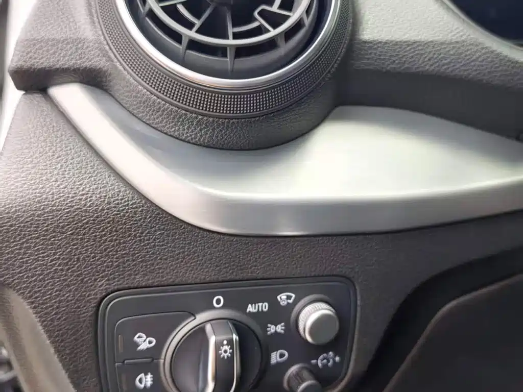 Audi Q2L — миниатюра 9