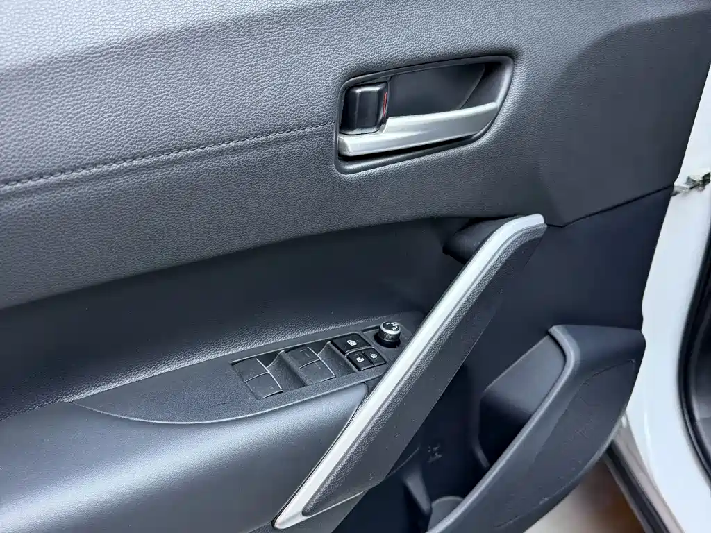 Toyota Frontlander — миниатюра 13