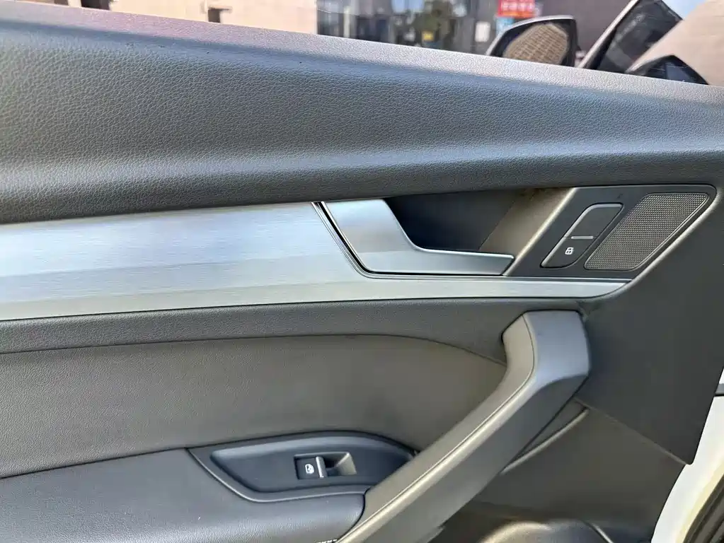 Audi Q5L — миниатюра 19