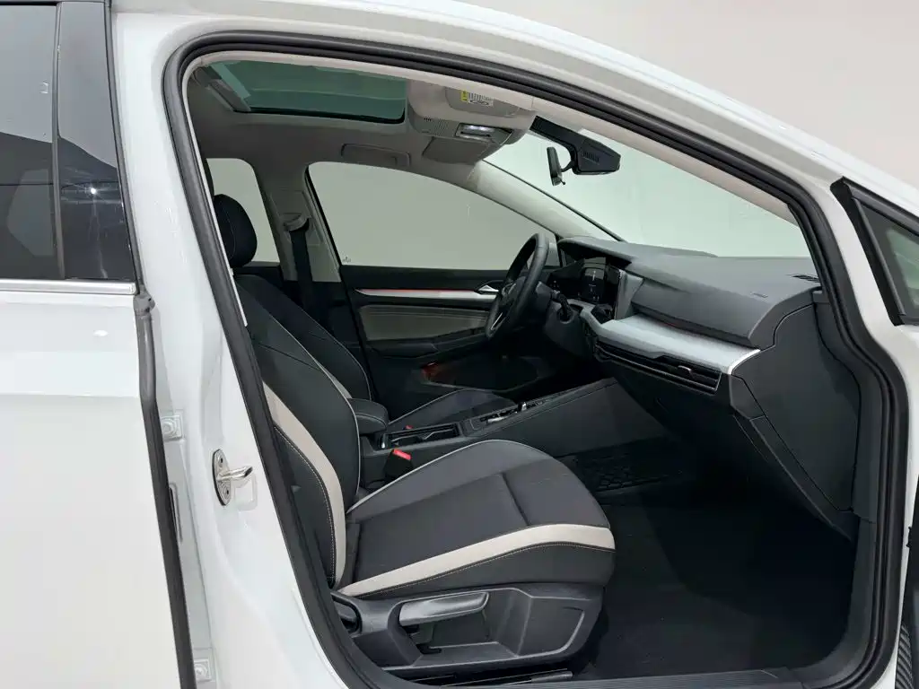 Volkswagen Golf — миниатюра 16