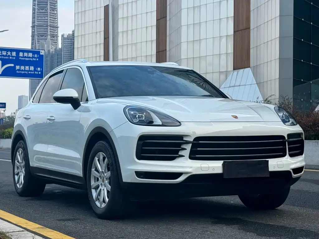 Porsche Cayenne — миниатюра 3