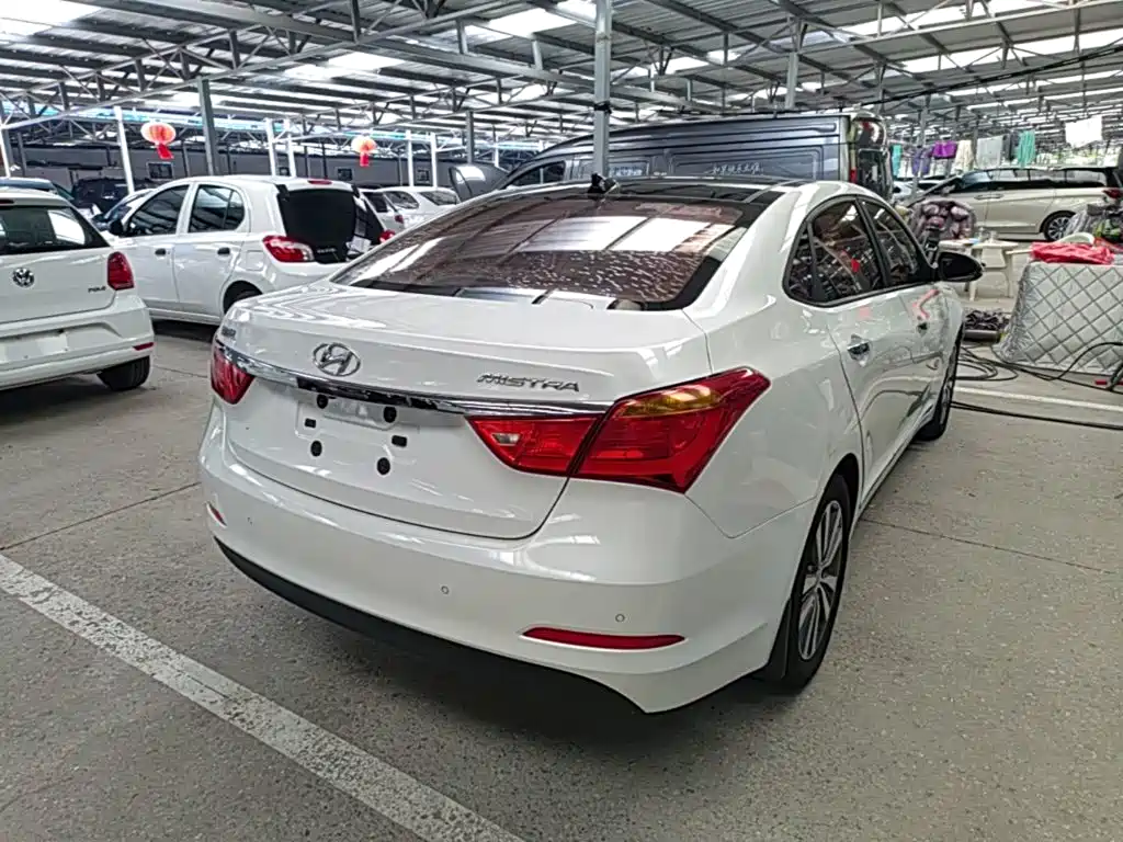 Hyundai Mistra — миниатюра 7