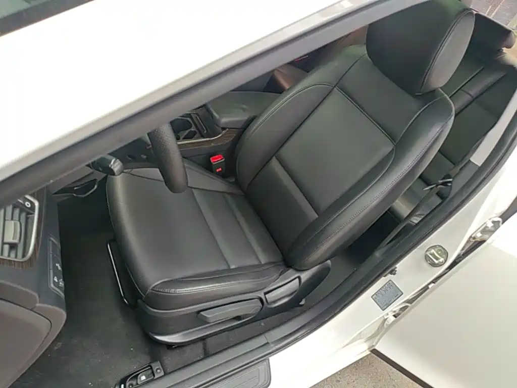 Hyundai Mistra — миниатюра 15