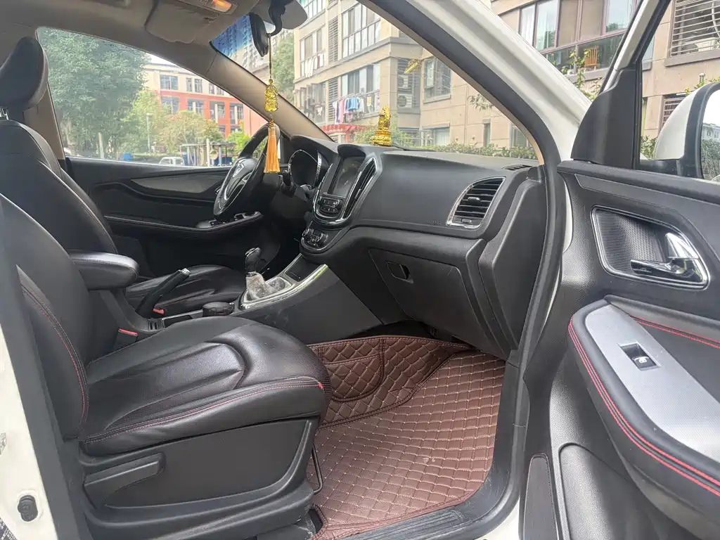 Baojun 560 — миниатюра 9