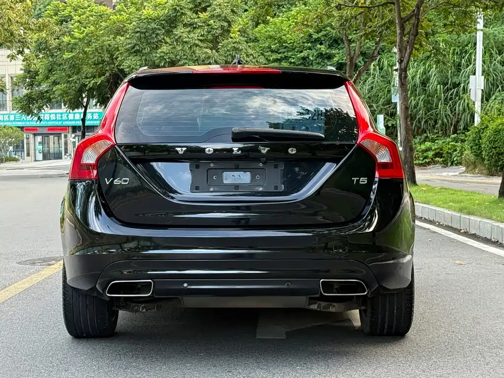 Volvo V60 — миниатюра 4
