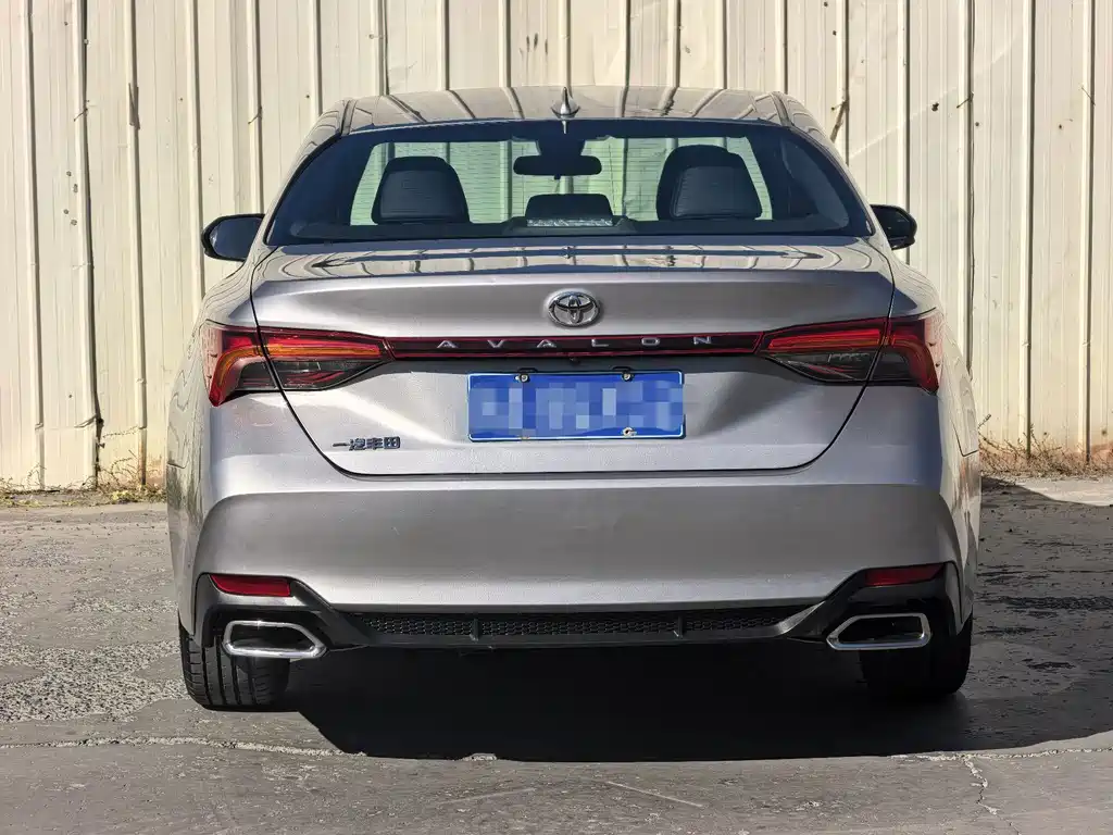 Toyota Avalon — миниатюра 8