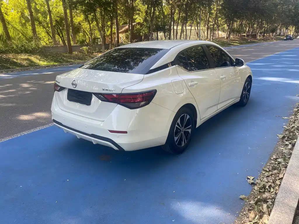 Nissan Sylphy — миниатюра 7